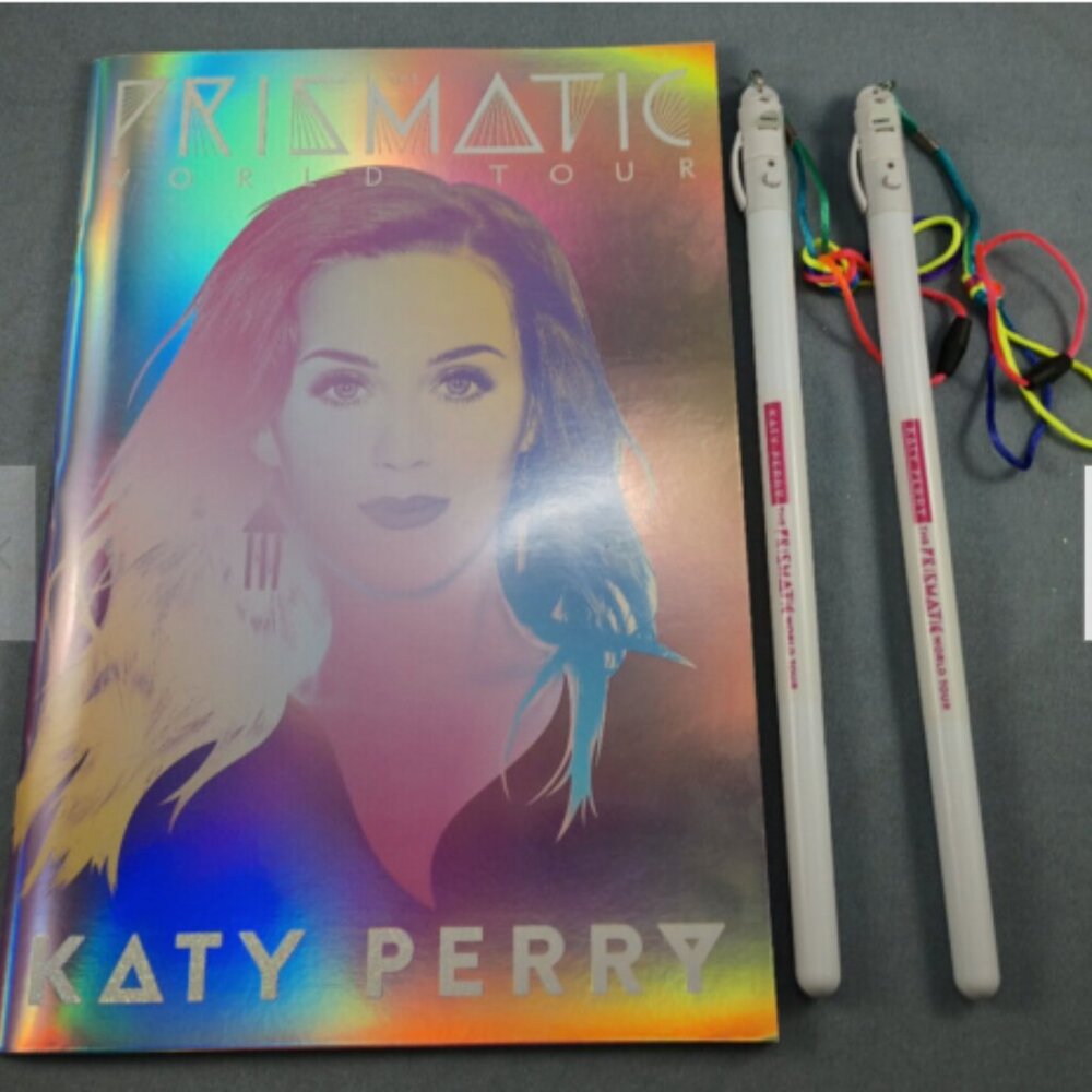 Katy Perry Prismatic Tour Concert Program Souvenir Book+Glow Sticks+Stickers